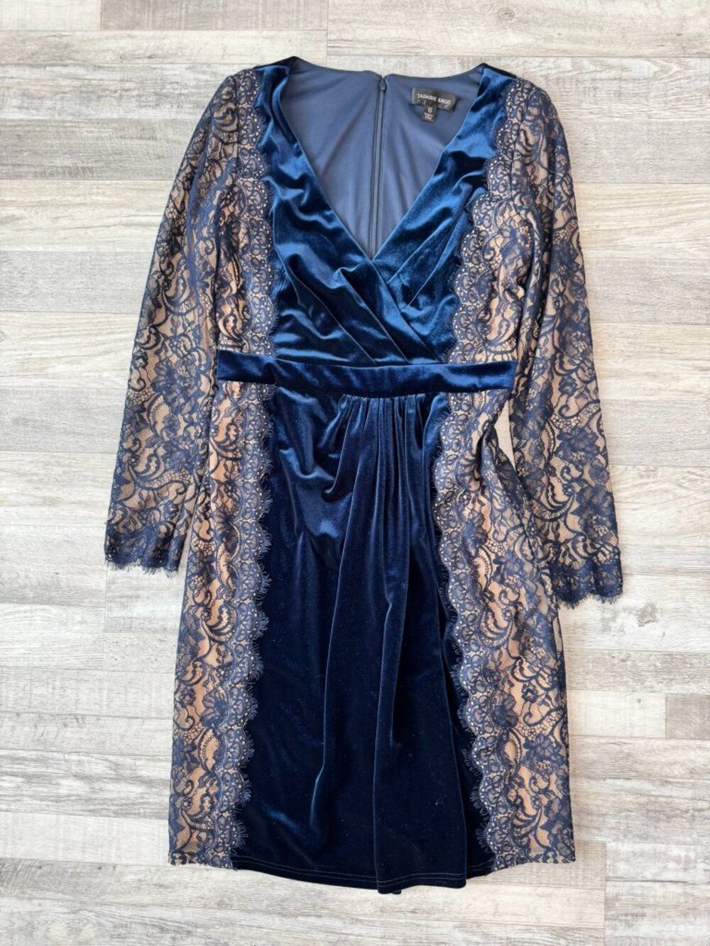 Tadashi Shoji Blue Velvet Dress Size 10 Lace Sleeves, V-Neck Slit, Formal L10